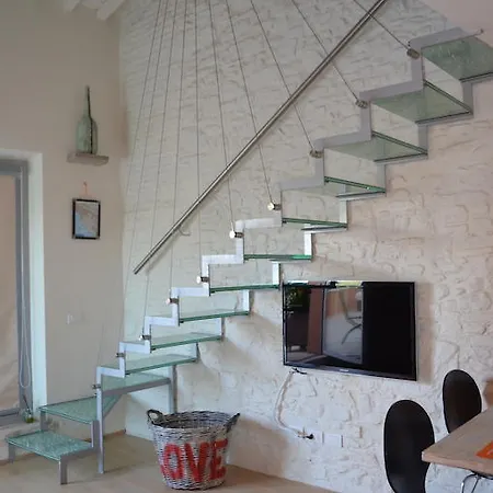 Loft In